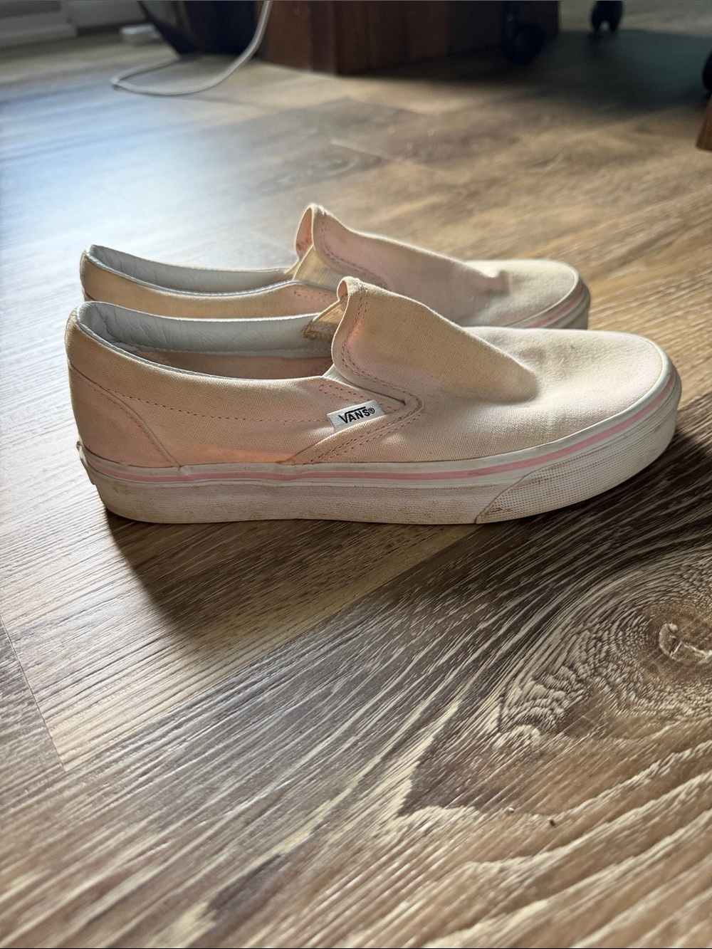 Vans women’s Slip-On Shoes in Light Pink